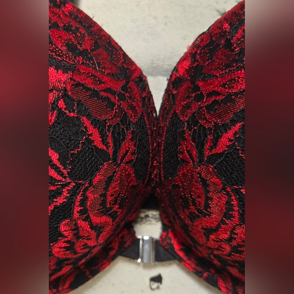 La Senza Black Red Lace Front Close Bra 32DD Underwire - Picture 4 of 12
